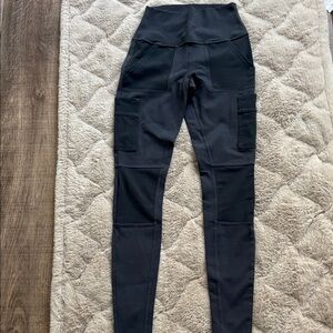 ALO Yoga Black Cargo Leggings